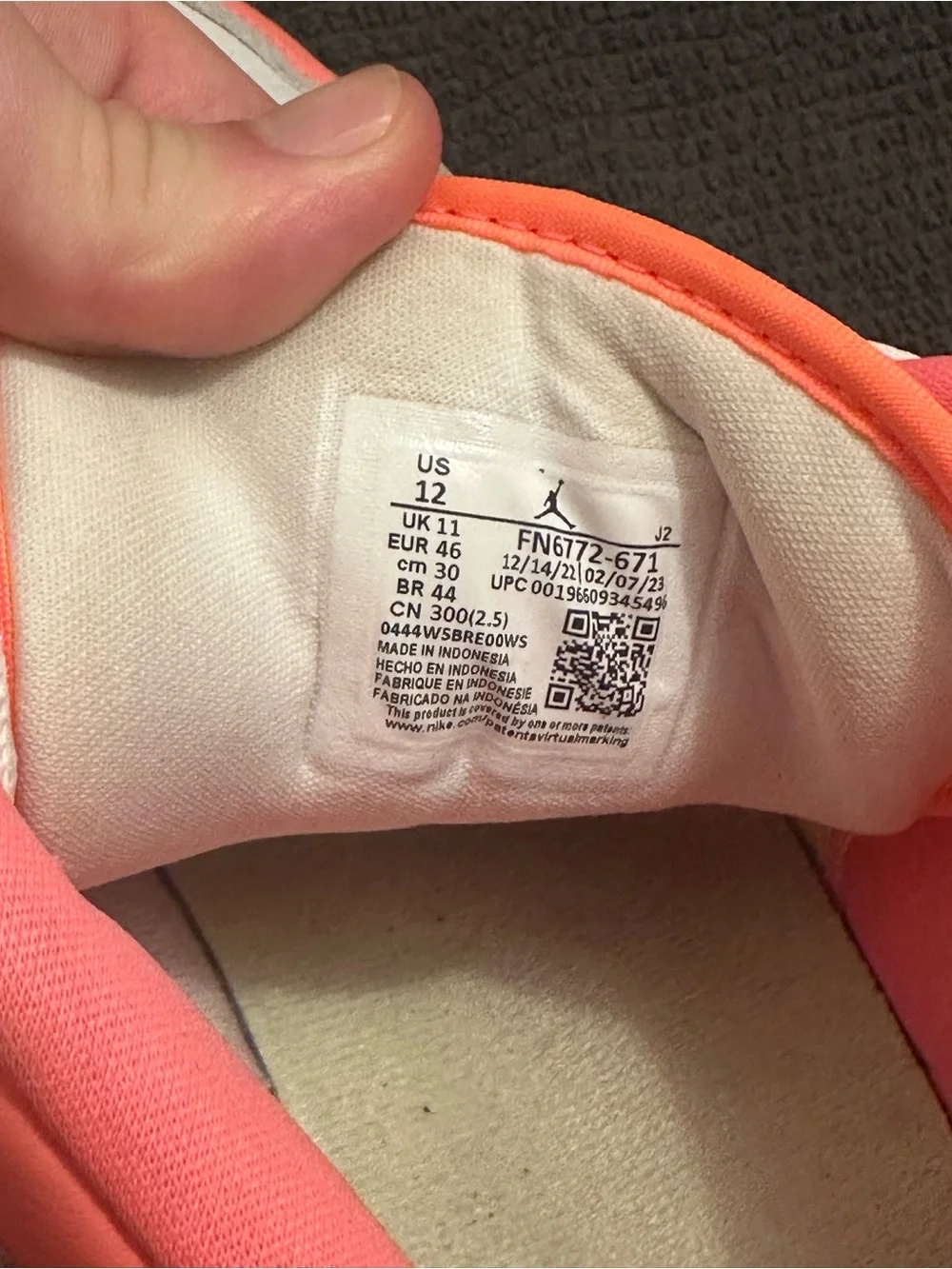 Jordan 1 Low SE “Lava Glow” Men’s Size 12M